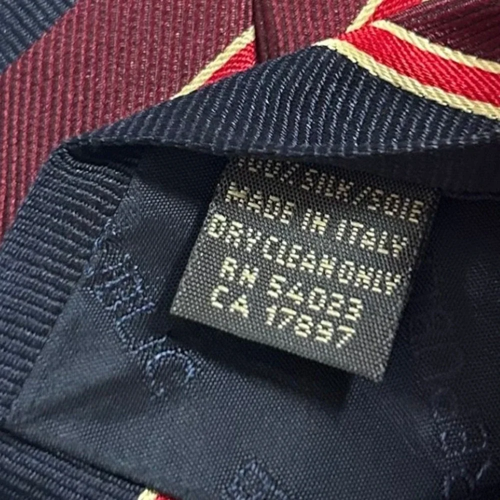 Banana Republic brand banana